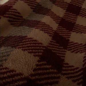 Meet your Posher, Robin